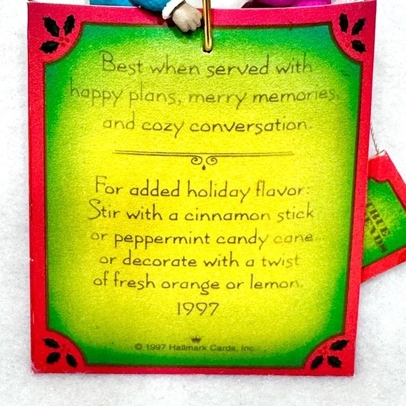Vintage Hallmark Tea Party Mice (1997) Ornament - Picture 6 of 6